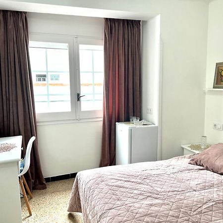 Escondite Central Con Terraza Compartida En La Azotea روساس المظهر الخارجي الصورة
